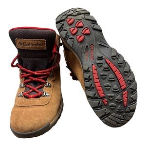 Columbia Womens Hiking Boot size 8 1/2